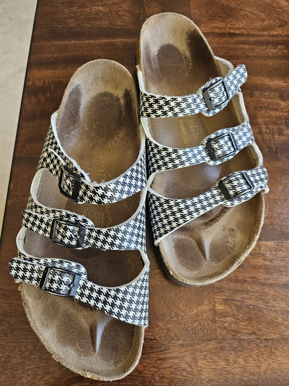 Houndstooth Triple-Strap Sandal